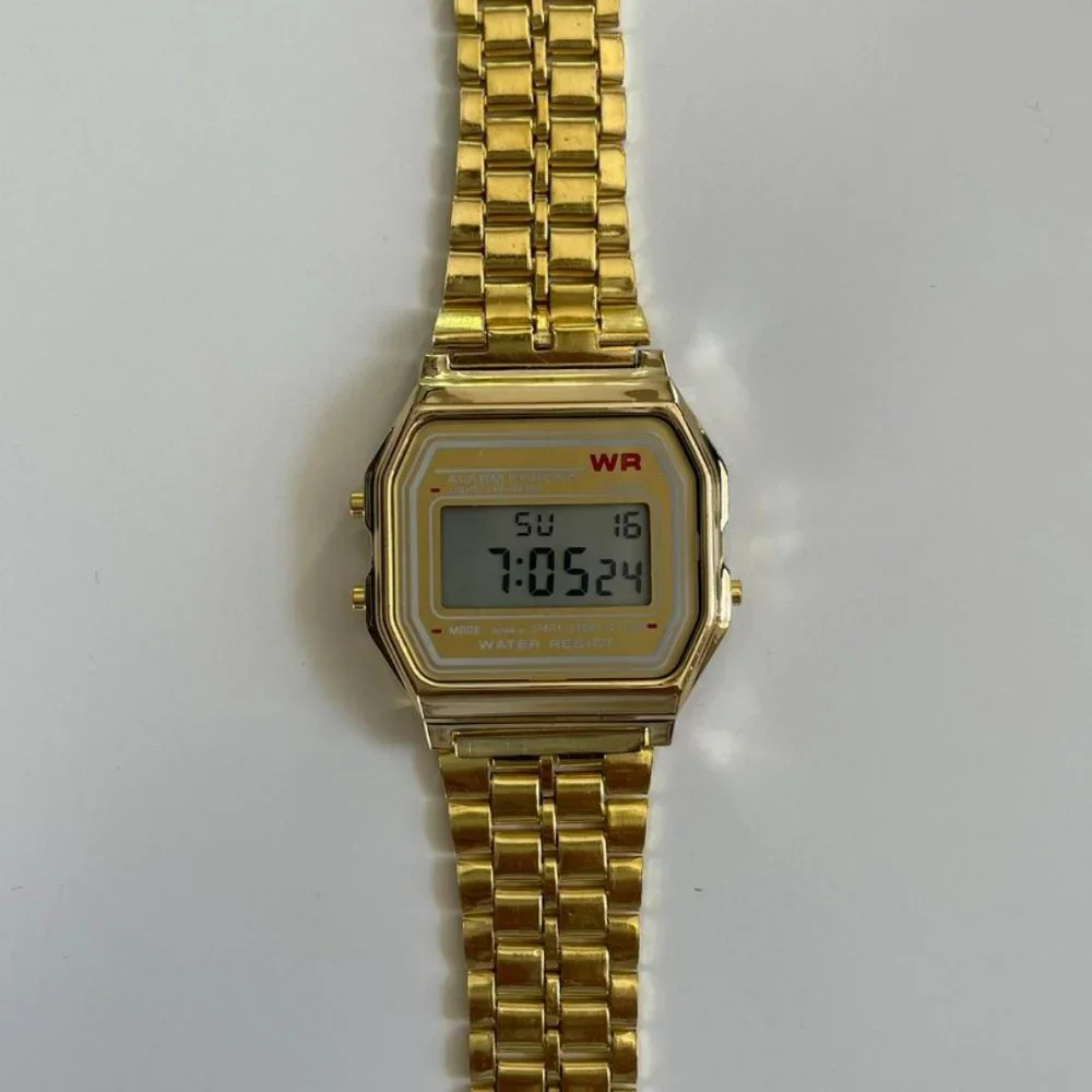 Y2K 2000s vintage retro gold stainless steel digital watch